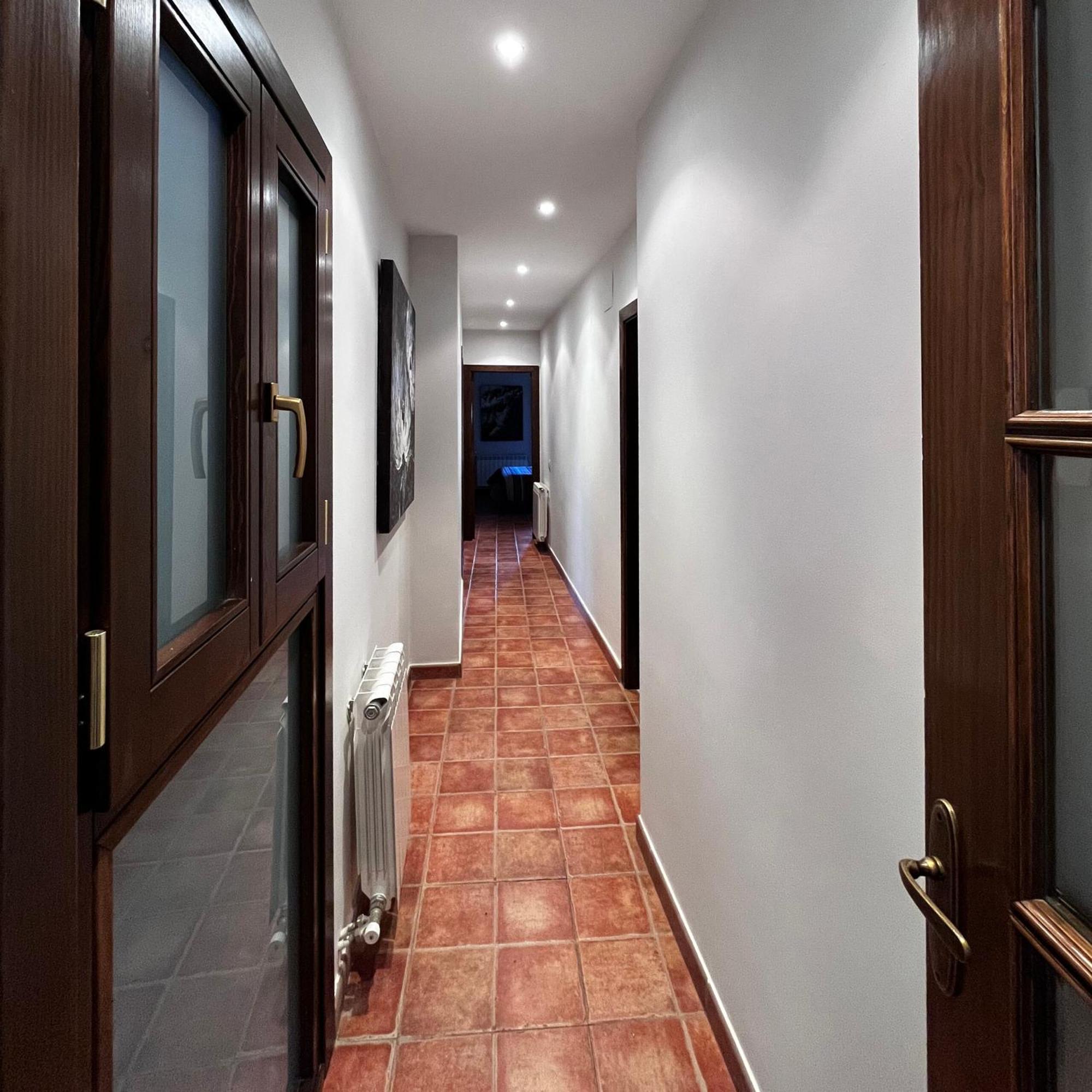 Apartamentos Angelus Plaza Mayor De Graus Exterior foto