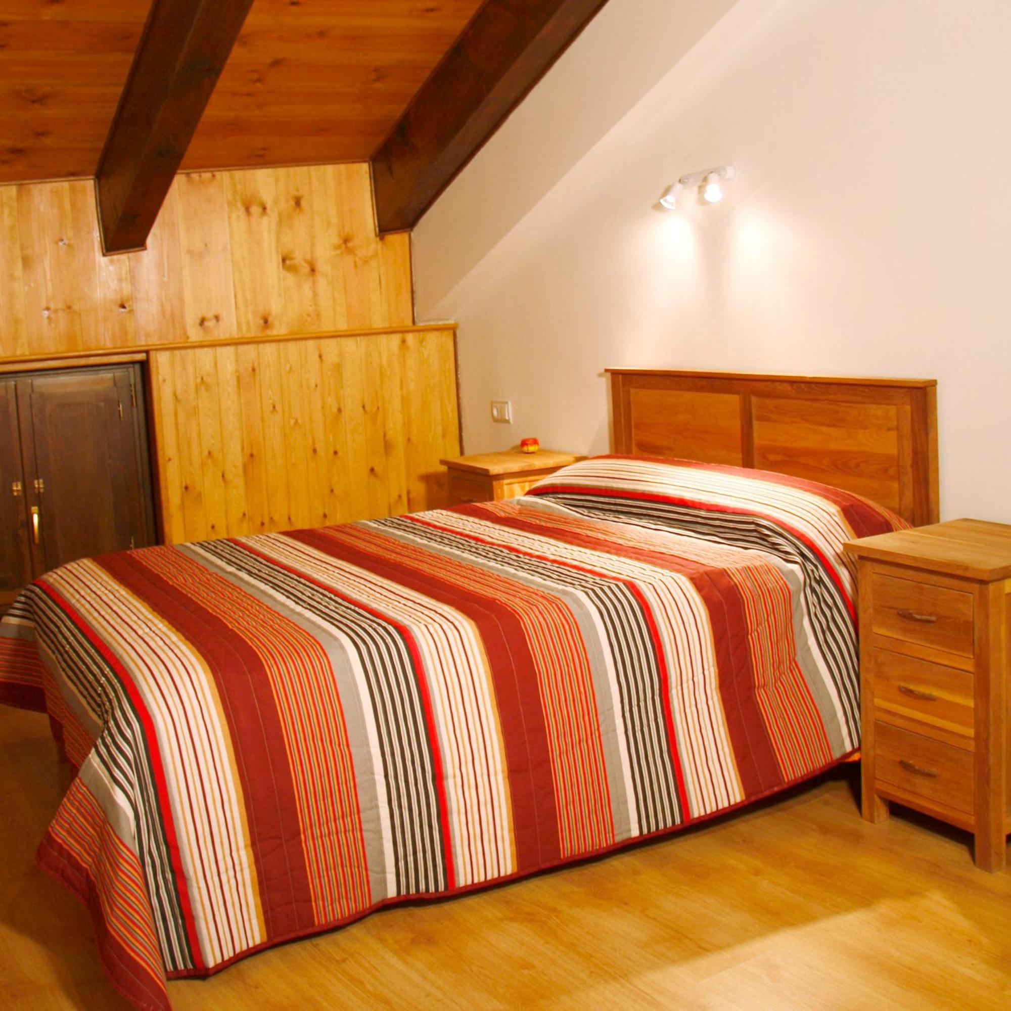 Apartamentos Angelus Plaza Mayor De Graus Exterior foto
